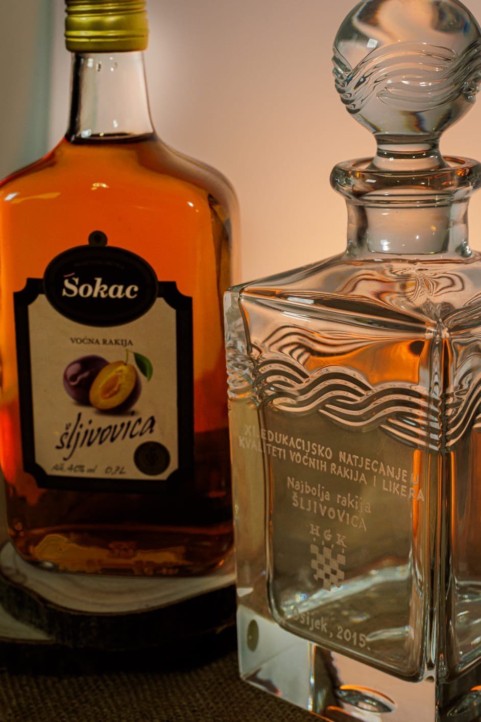 Nagrađena šljivovica Šokac destilerije – domaća rakija od šljive iz Slavonije